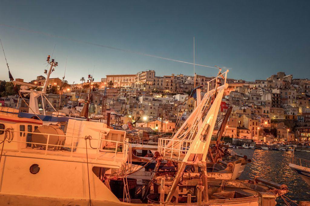Note Di Colore Sciacca Buitenkant foto